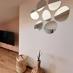 Cozy 1 Bedroom Next To The Gondola 반스코