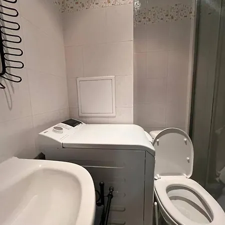 דירה Cozy 1 Bedroom Next To The Gondola