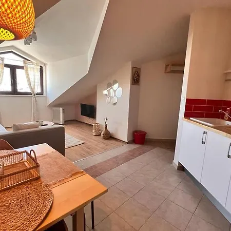 Cozy 1 Bedroom Next To The Gondola * בנסקו