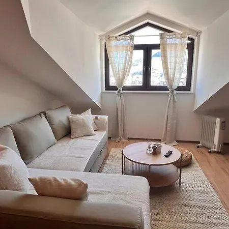 דירה Cozy 1 Bedroom Next To The Gondola