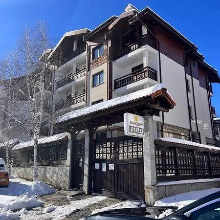 Cozy 1 Bedroom Next To The Gondola דירה