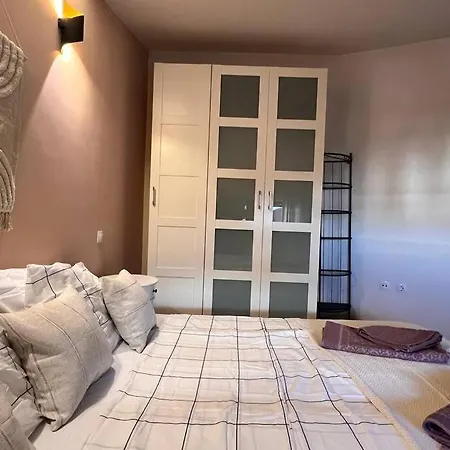 Cozy 1 Bedroom Next To The Gondola *