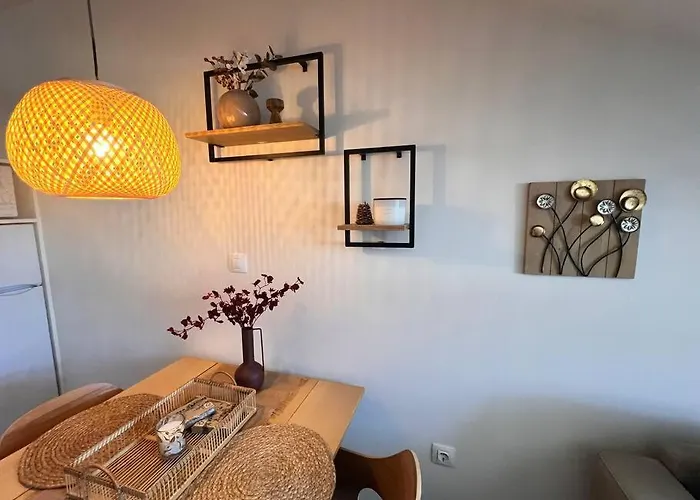 Cozy 1 Bedroom Next To The Gondola