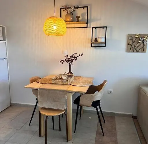 Apartman Cozy 1 Bedroom Next To The Gondola *