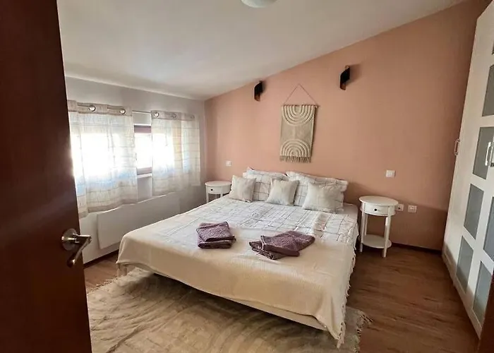 Cozy 1 Bedroom Next To The Gondola